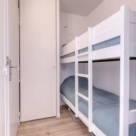 T2 200m From Lavandou Classified 3 * Le Lavandou